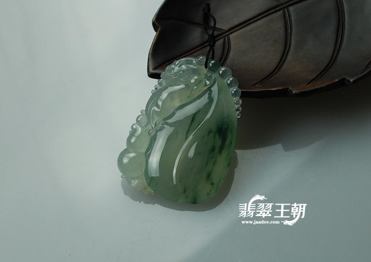 冰玻种飘花缅甸翡翠福禄寿挂件