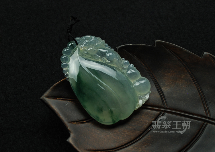 冰玻种飘花缅甸翡翠福禄寿挂件