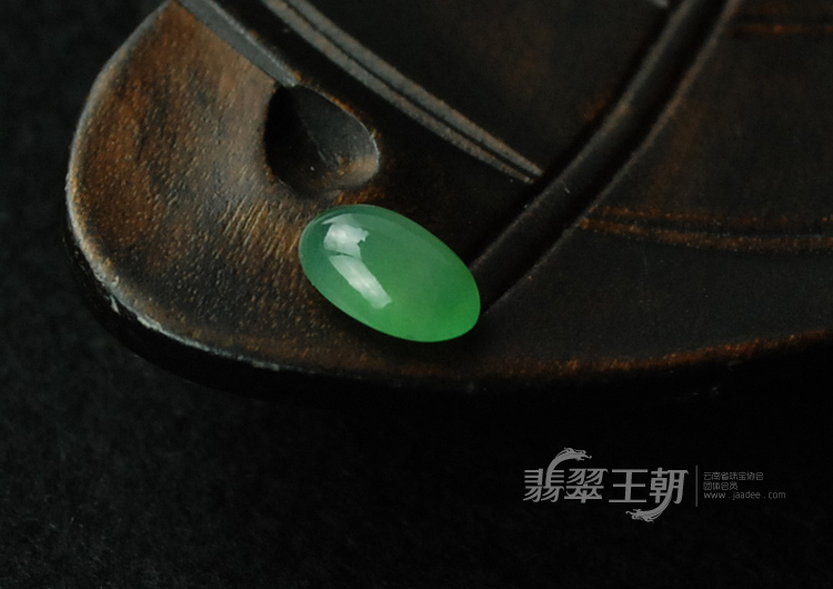 冰种晴水缅甸翡翠戒面