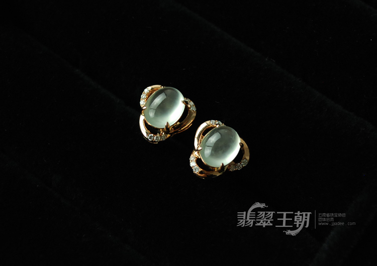 玻璃种缅甸翡翠包玫瑰金耳钉