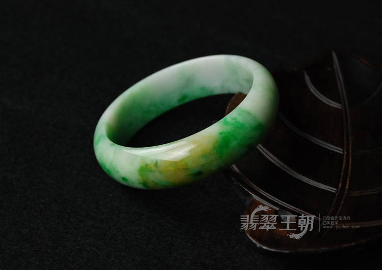 细糯种黄加绿缅甸翡翠手镯（56.1）