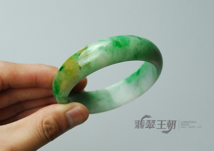 细糯种黄加绿缅甸翡翠手镯（56.1）