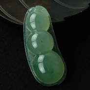 冰种晴水飘花缅甸翡翠四季豆挂件