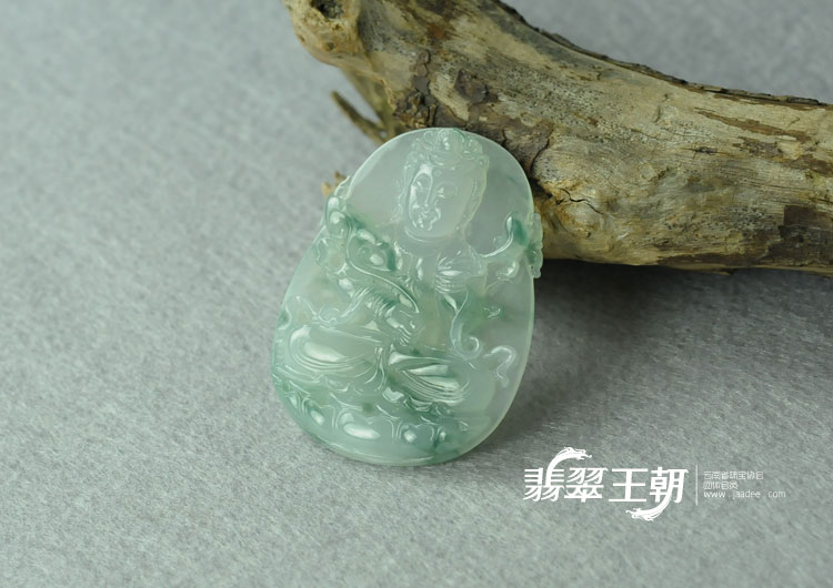 糯冰种飘花缅甸翡翠莲花观音挂件