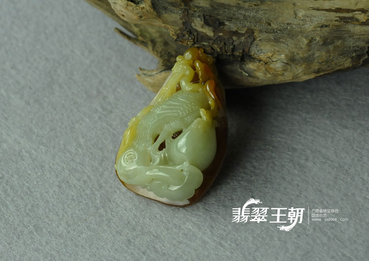 糯冰种红黄翡缅甸翡翠“仙鹤同寿”挂件