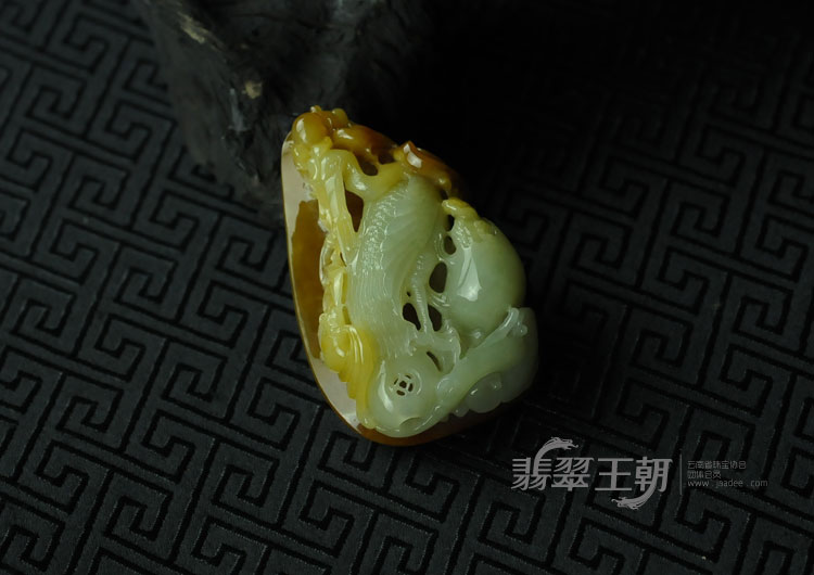 糯冰种红黄翡缅甸翡翠“仙鹤同寿”挂件