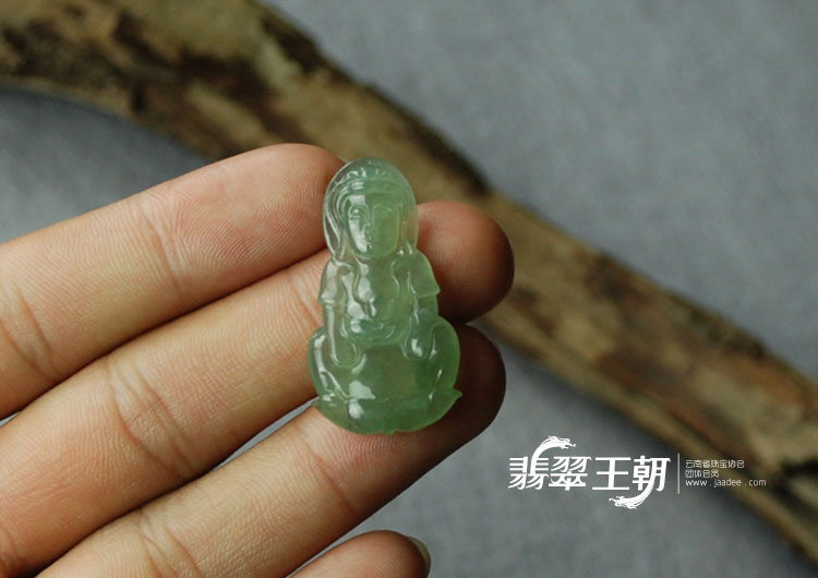 冰种晴水缅甸翡翠观音挂件