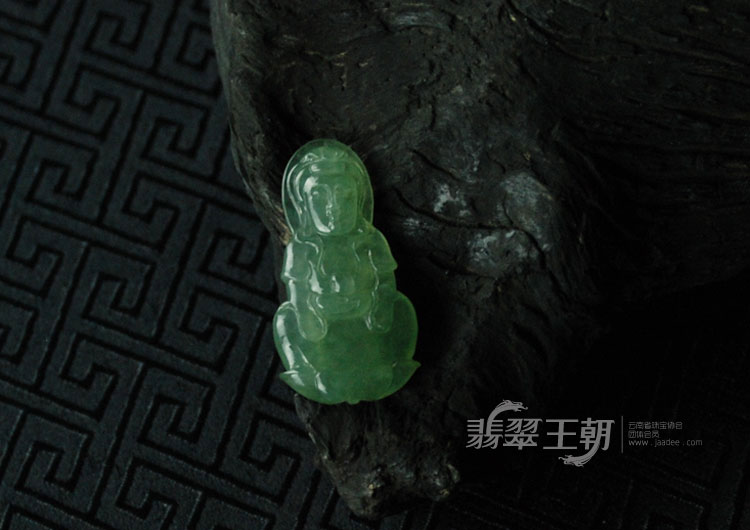冰种晴水缅甸翡翠观音挂件