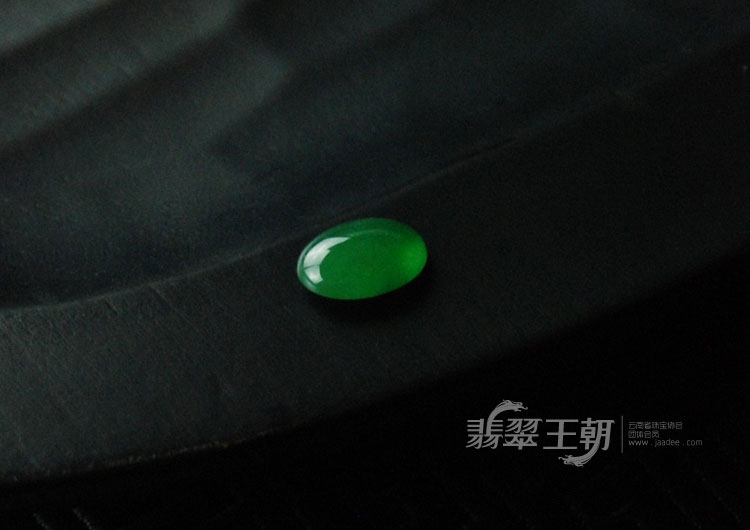 冰玻种缅甸翡翠满绿戒面