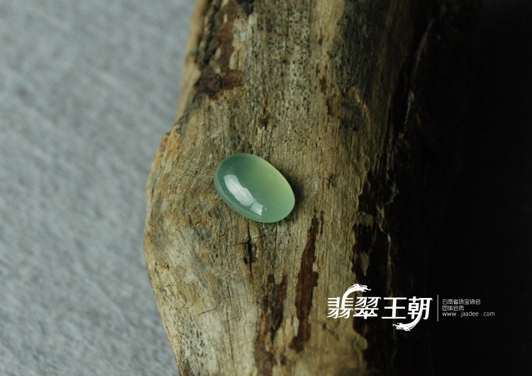 冰种晴水缅甸翡翠戒面