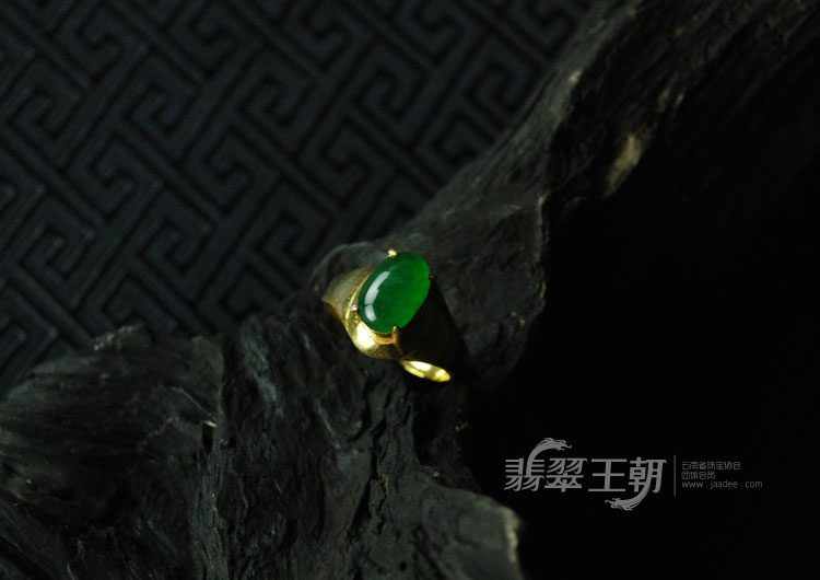 糯冰种阳绿缅甸翡翠满绿戒面