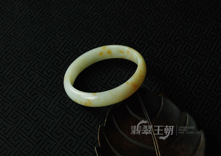 糯冰种飘红翡缅甸翡翠富贵花开手镯（60.7）