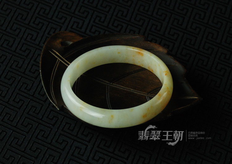 糯冰种飘红翡缅甸翡翠富贵花开手镯（60.8）