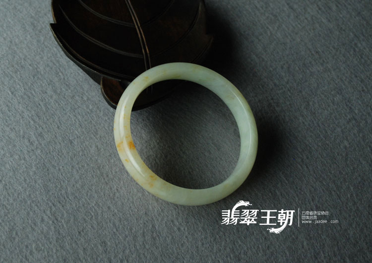 feicui细糯种飘红翡缅甸翡翠富贵花开手镯（60.7）