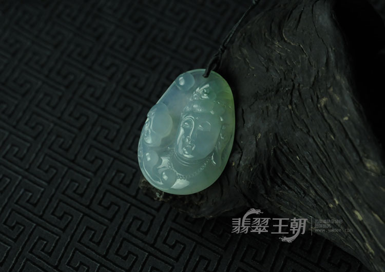 冰种蓝晴水缅甸翡翠观音头挂件