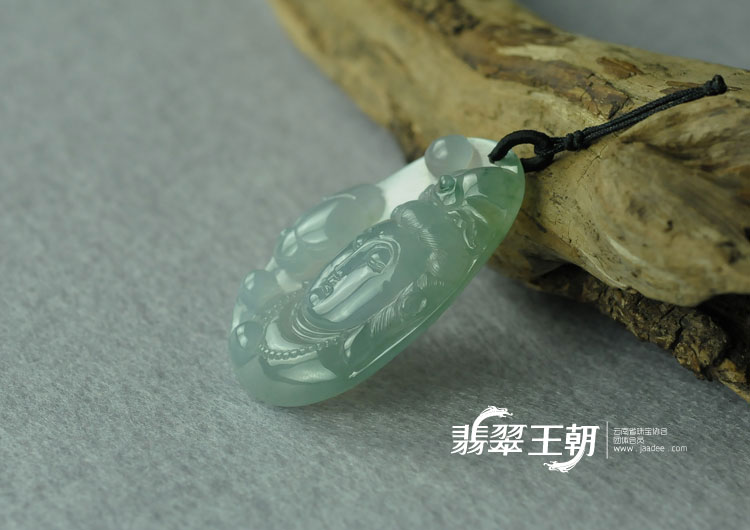 冰种蓝晴水缅甸翡翠观音头挂件