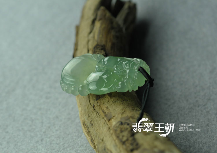 冰种晴水缅甸翡翠福禄寿挂件
