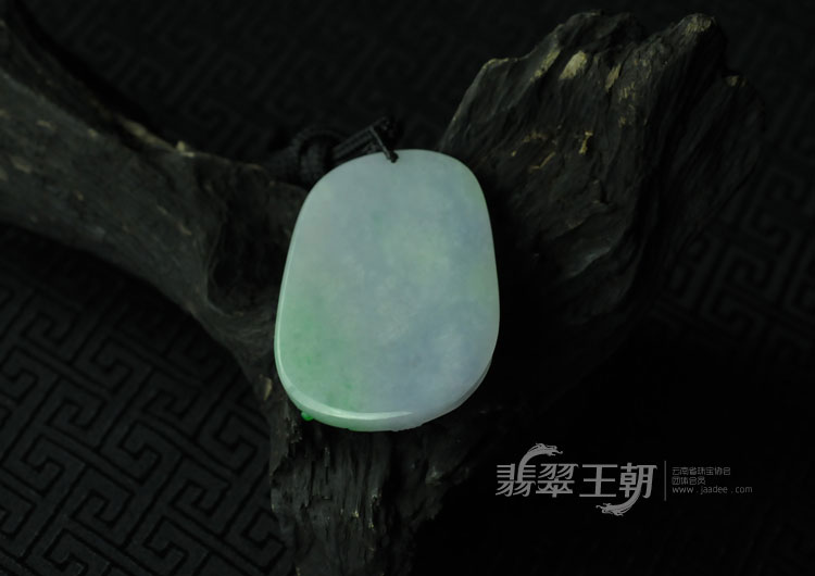 糯冰种紫罗兰飘翠缅甸翡翠观音挂件