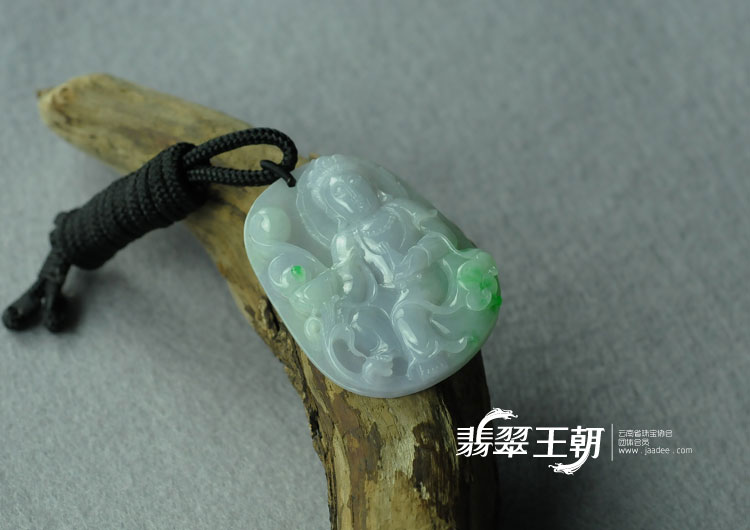 糯冰种紫罗兰飘翠缅甸翡翠观音挂件