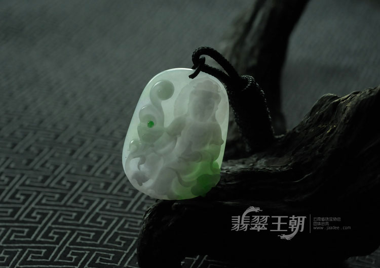 糯冰种紫罗兰飘翠缅甸翡翠观音挂件