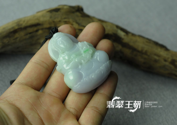 糯冰种紫罗兰飘翠缅甸翡翠观音挂件