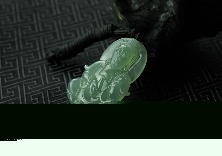 冰玻种晴水缅甸翡翠观音挂件