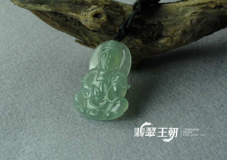 冰玻种晴水缅甸翡翠观音挂件
