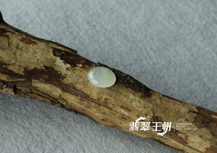 冰种缅甸翡翠戒面