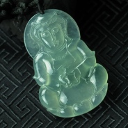 冰玻种淡晴水缅甸翡翠观音挂件