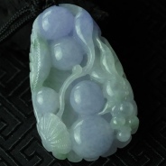 糯冰种紫罗兰飘花缅甸翡翠“年年有余”挂件