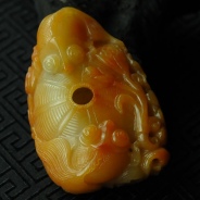 细糯种红黄翡缅甸翡翠聚宝盆挂件