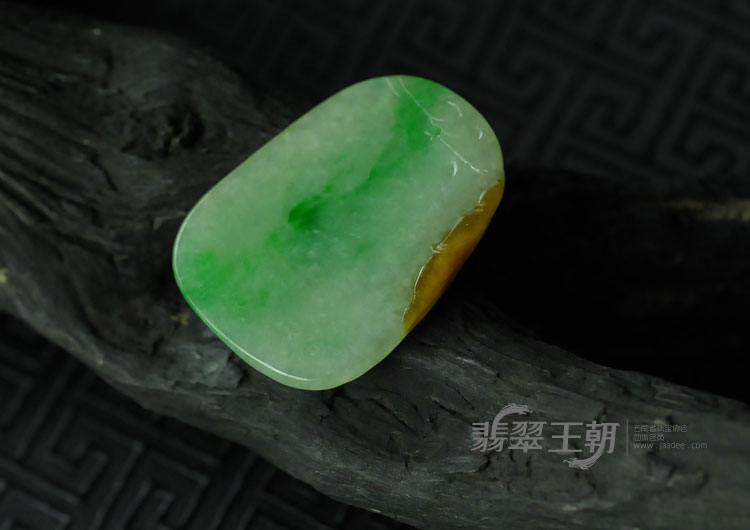 糯冰种黄加绿缅甸翡翠“金玉满堂”挂件