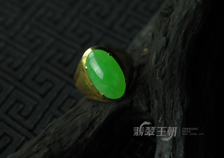 冰种阳绿满绿缅甸翡翠戒面