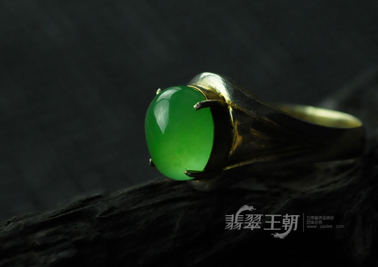 冰玻种阳绿满绿缅甸翡翠戒面