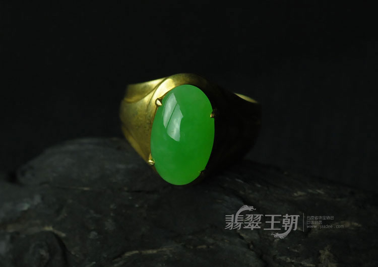 冰种阳绿满绿缅甸翡翠戒面