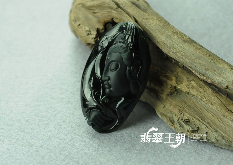 冰种黑翠缅甸翡翠观音头挂件