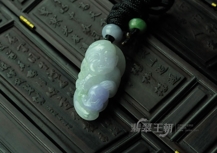 糯冰种紫罗兰缅甸翡翠“送福童子”挂件