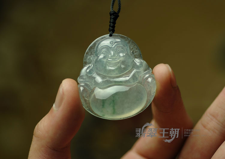 冰玻种飘绿花缅甸翡翠玉佛挂件