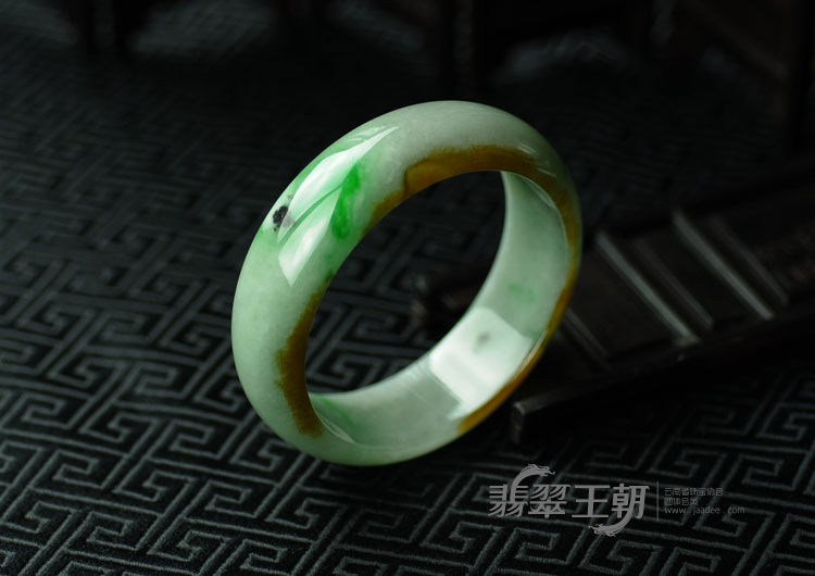 细糯种缅甸翡翠黄加绿手镯（57.2）
