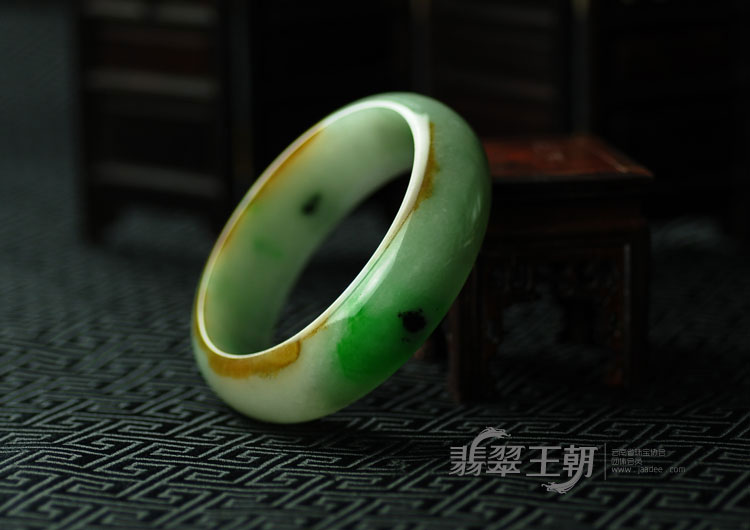 细糯种缅甸翡翠黄加绿手镯（57.2）