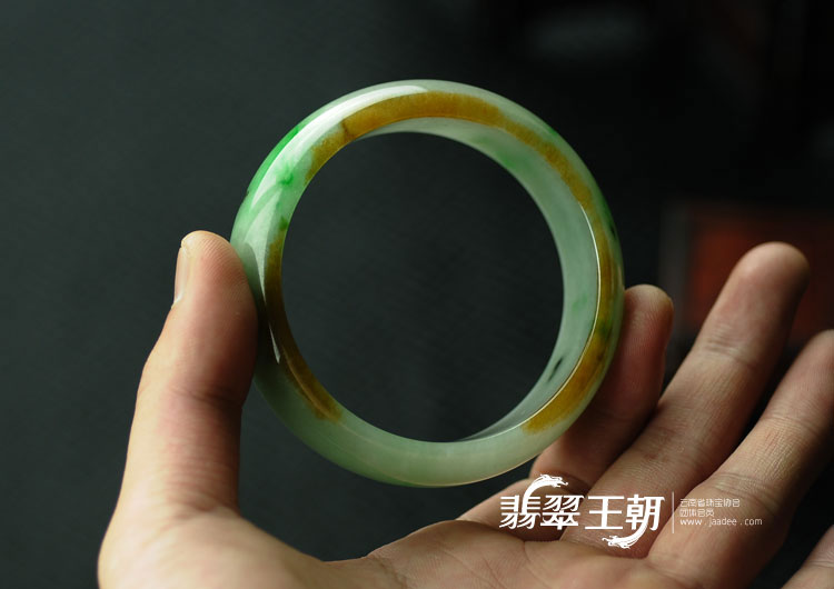 细糯种缅甸翡翠黄加绿手镯（57.2）