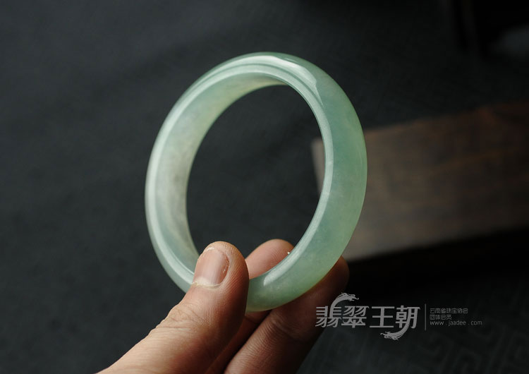 冰玻种晴水缅甸翡翠手镯（57.3）