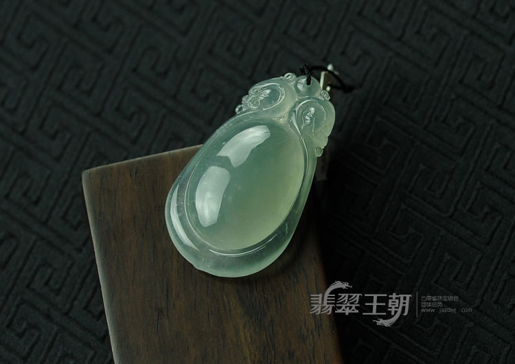 冰玻种晴水缅甸翡翠福禄寿挂件