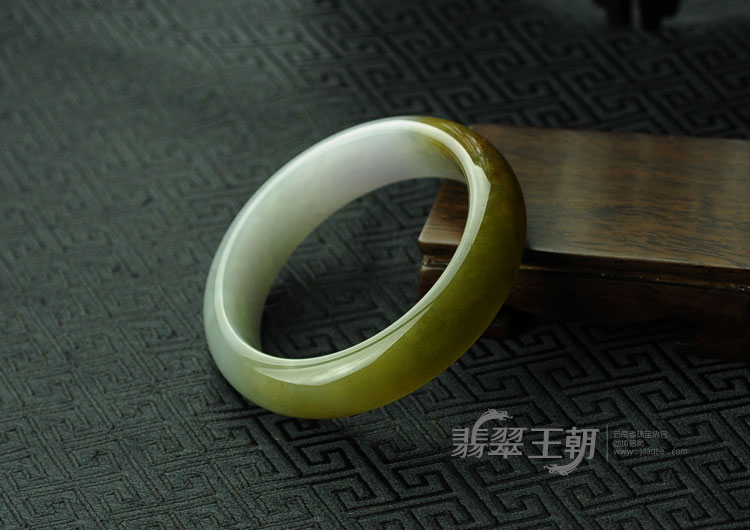 糯冰种紫罗兰黄翡缅甸翡翠手镯（61.5）