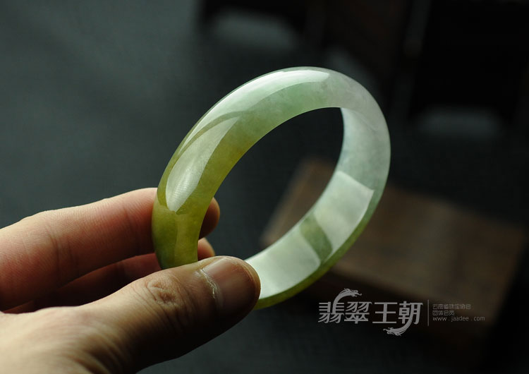 冰种淡三彩（紫绿黄）缅甸翡翠贵妃镯（57-50.3）