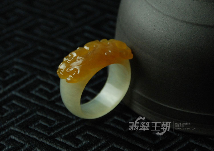 冰种黄翡缅甸翡翠貔貅指环