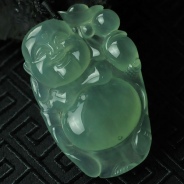 冰玻种晴水缅甸翡翠逍遥佛挂件