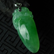 冰种阳绿满绿缅甸翡翠福瓜挂件
