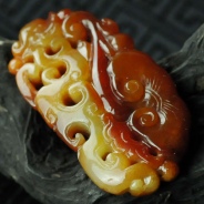 糯冰种红翡缅甸翡翠“如意龙牌”挂件