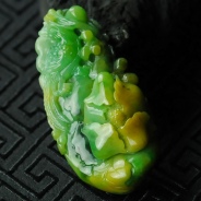糯冰种黄加绿缅甸翡翠“花开富贵”挂件